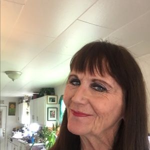 Meet your Posher, Phyllis